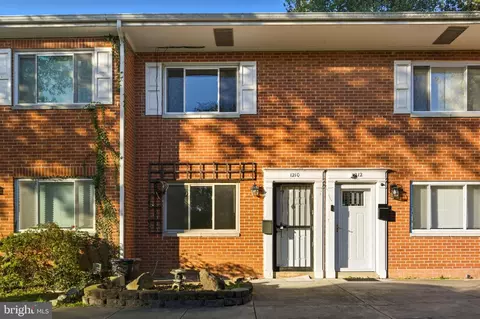 1210 Westview Ter, Laurel, MD 20707 photo 2
