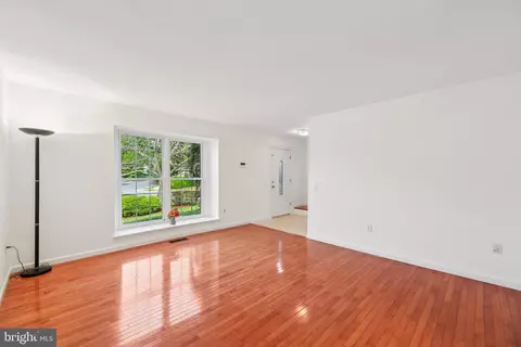 Living - 11718 Basswood Dr, Laurel, MD 20708 photo 4 of 5