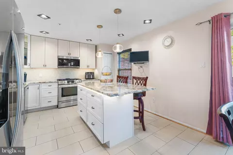 16418 Elysian Ln, Bowie, MD 20716 photo 11