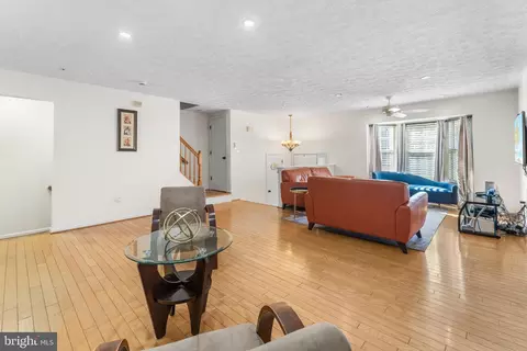 16418 Elysian Ln, Bowie, MD 20716 photo 4