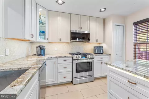 16418 Elysian Ln, Bowie, MD 20716 photo 8
