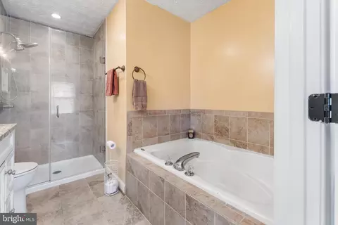 16418 Elysian Ln, Bowie, MD 20716 photo 21