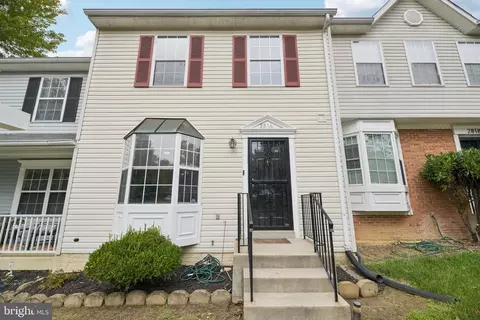 2816 Lindesfarn Ter, Fort Washington, MD 20744