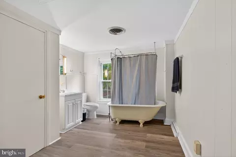 Bath - 413 Montgomery St, Laurel, MD 20707 photo 2 of 2