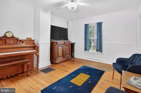 Other - 413 Montgomery St, Laurel, MD 20707 photo 2 of 3