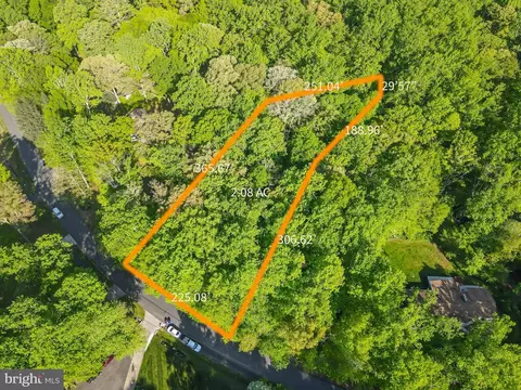 13314 Forest Dr, Bowie, MD 20715