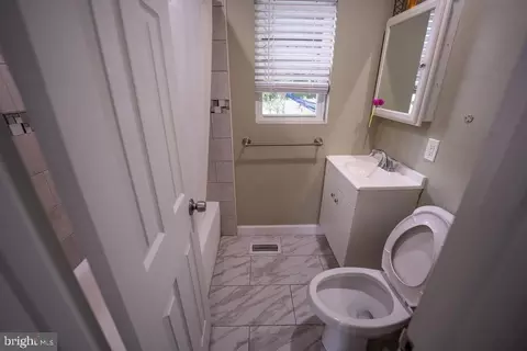 Entry Way - 12506 Rockledge Dr, Bowie, MD 20715 photo 2 of 2