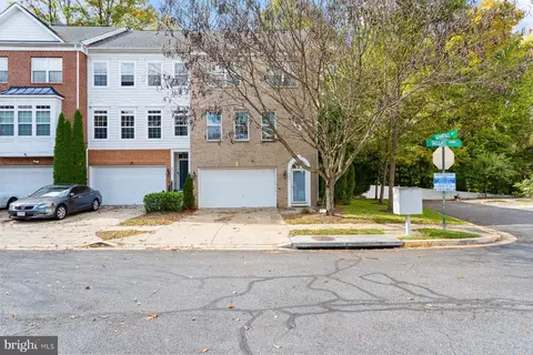 632 Tailgate Ter, Landover, MD 20785