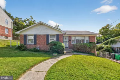 2807 Curtis Dr, Temple Hills, MD 20748