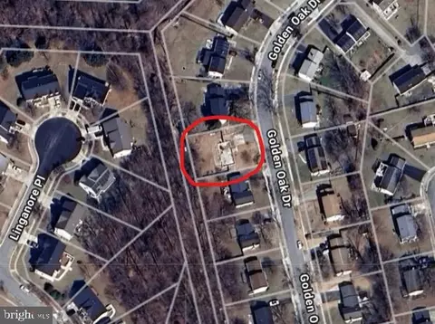 13100 Golden Oak Dr, Laurel, MD 20708 photo 2