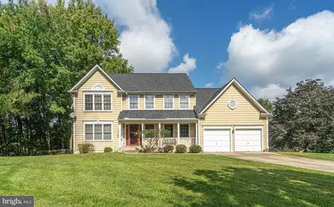 10804 Kencrest Dr, Bowie, MD 20721