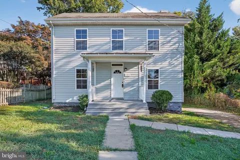 Exterior - 1103 Montgomery St, Laurel, MD 20707 photo 1 of 3