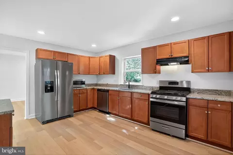 Kitchen - 1103 Montgomery St, Laurel, MD 20707 photo 3 of 3