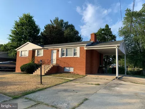 9910 Glen Way, Fort Washington, MD 20744