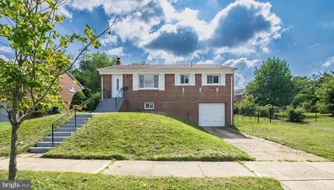 2521 Saint Clair Dr, Temple Hills, MD 20748