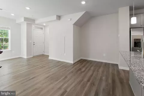 9628 Block St, Lanham, MD 20706 photo 23
