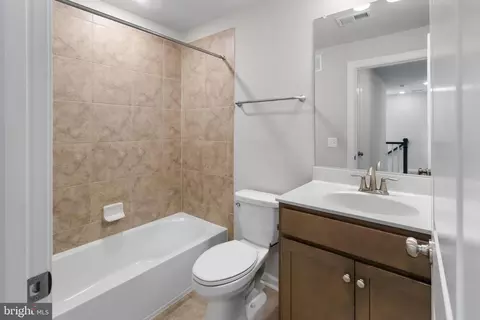 9628 Block St, Lanham, MD 20706 photo 29