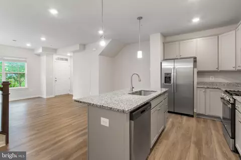 9628 Block St, Lanham, MD 20706 photo 20