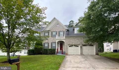 5802 Lawton Ct, Lanham, MD 20706