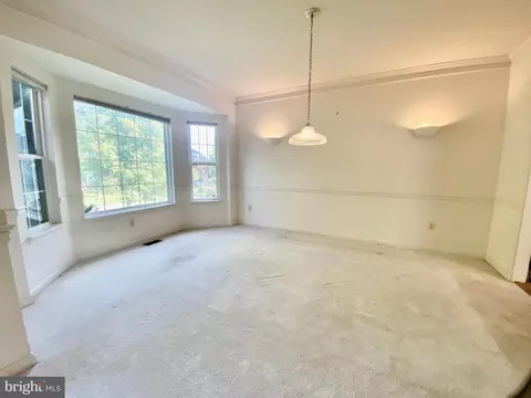 5802 Lawton Ct, Lanham, MD 20706 photo 16