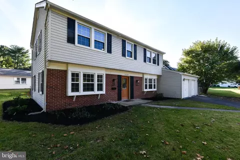 Exterior - 12105 Myra Pl, Bowie, MD 20715 photo 3 of 4