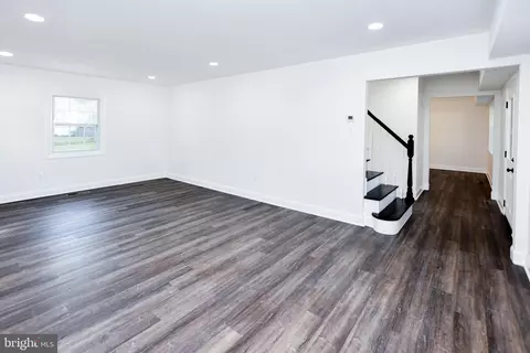 Living - 12105 Myra Pl, Bowie, MD 20715 photo 3 of 4