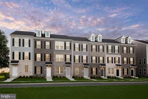 2851 Aiden Way, Marlboro, MD 20774
