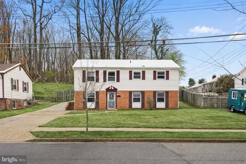 6903 Fawncrest Dr, Capitol Heights, MD 20743