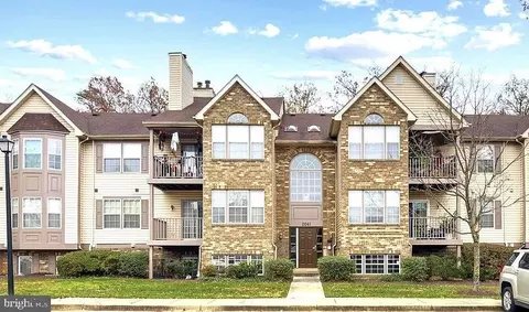 2061 Alice Ave #2061-304, Oxon Hill, MD 20745