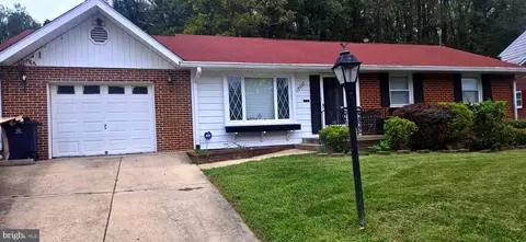 500 Millwoof Dr, Capitol Heights, MD 20743