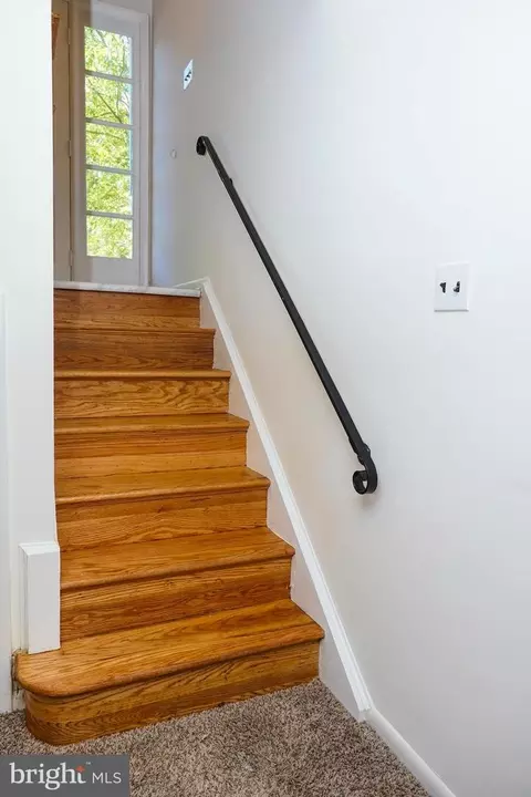 Entry Way - 7019 Redmiles Rd, Laurel, MD 20707 photo 9 of 10
