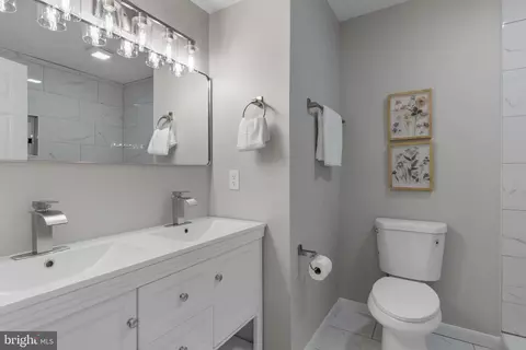 Bath - 9608 Underwood St, Lanham, MD 20706 photo 1 of 4