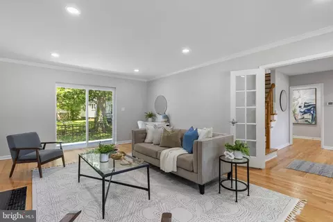 Living - 9608 Underwood St, Lanham, MD 20706 photo 2 of 4