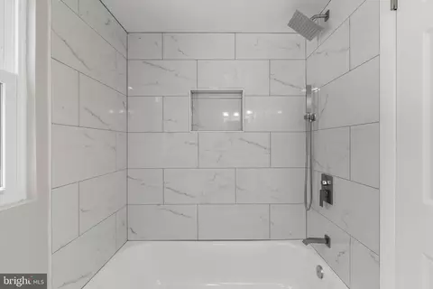 Bath - 9608 Underwood St, Lanham, MD 20706 photo 3 of 4
