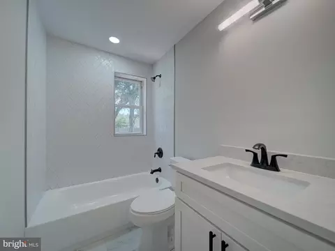 Bath - 401 Bryan Point Rd, Accokeek, MD 20607 photo 1 of 5