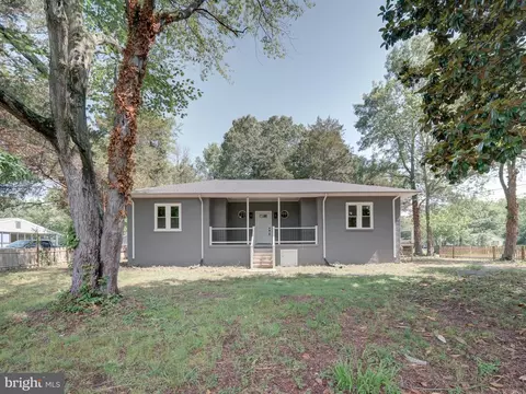 Exterior - 401 Bryan Point Rd, Accokeek, MD 20607 photo 1 of 5