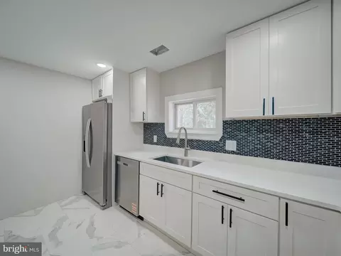 Kitchen - 401 Bryan Point Rd, Accokeek, MD 20607 photo 2 of 3