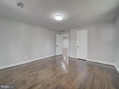 Bedroom - 401 Bryan Point Rd, Accokeek, MD 20607 photo 3 of 9