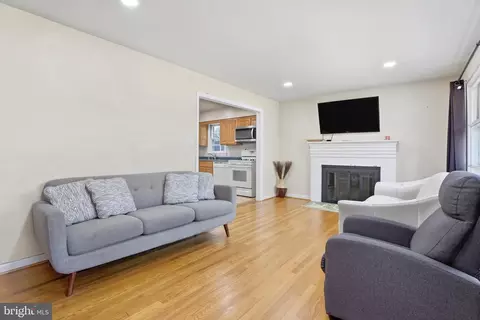 Living - 6003 Windham Rd, Laurel, MD 20707 photo 1 of 2
