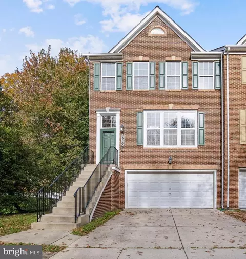 10200 Nareen St, Marlboro, MD 20774