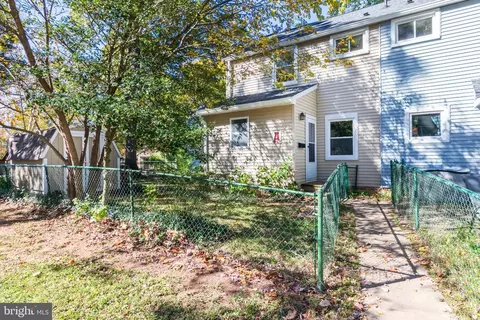 44 A Ridge Rd, Greenbelt, MD 20770