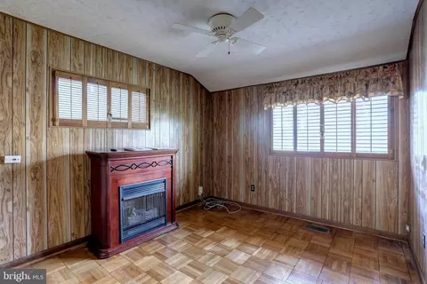 Other - 103 Irving St, Laurel, MD 20707 photo 4 of 9