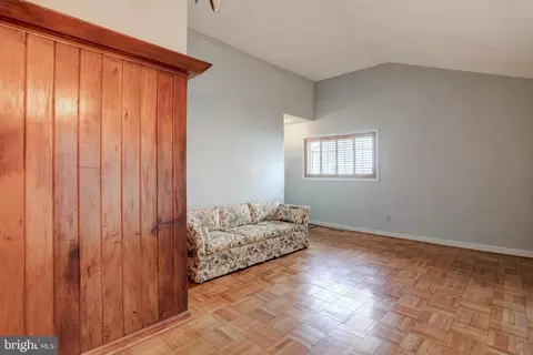 Living - 103 Irving St, Laurel, MD 20707 photo 3 of 4