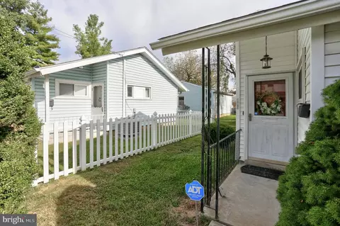 Exterior - 103 Irving St, Laurel, MD 20707 photo 11 of 15