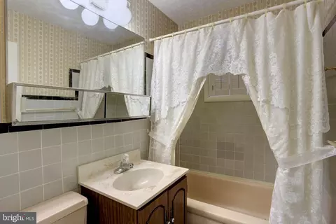 Bath - 103 Irving St, Laurel, MD 20707 photo 1 of 1