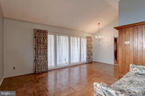 Living - 103 Irving St, Laurel, MD 20707 photo 2 of 4