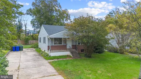 9125 Autoville Dr, College Park, MD 20740