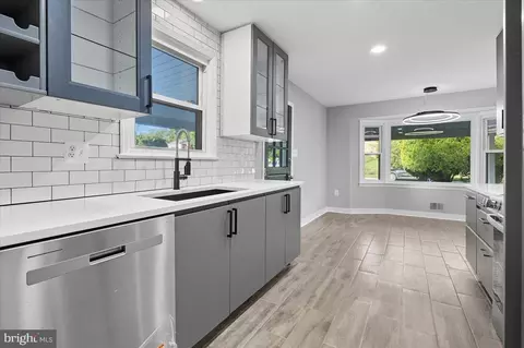 7800 Locris Dr, Marlboro, MD 20772