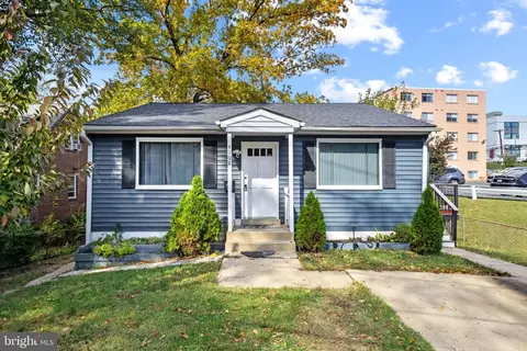 4108 Oglethorpe St, Hyattsville, MD 20782