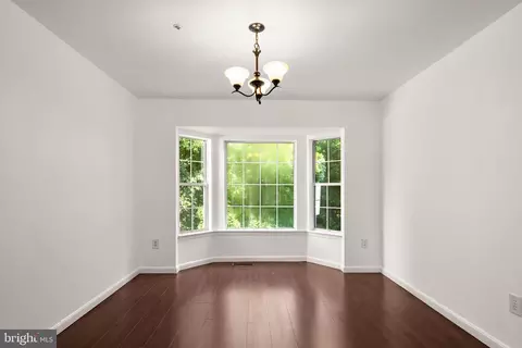 Living - 9902 Fox Run Dr, Clinton, MD 20735 photo 3 of 5